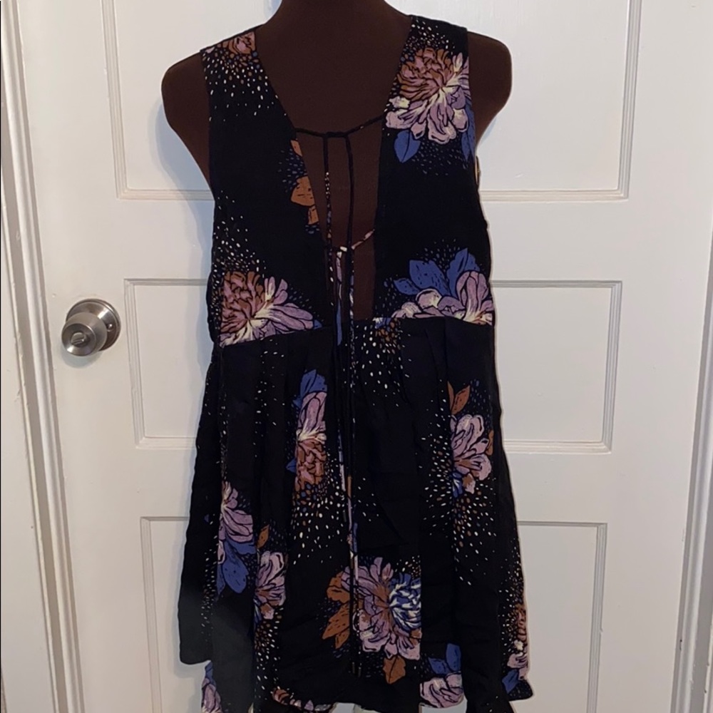 ⭐️sold⭐️ free people floral tunic